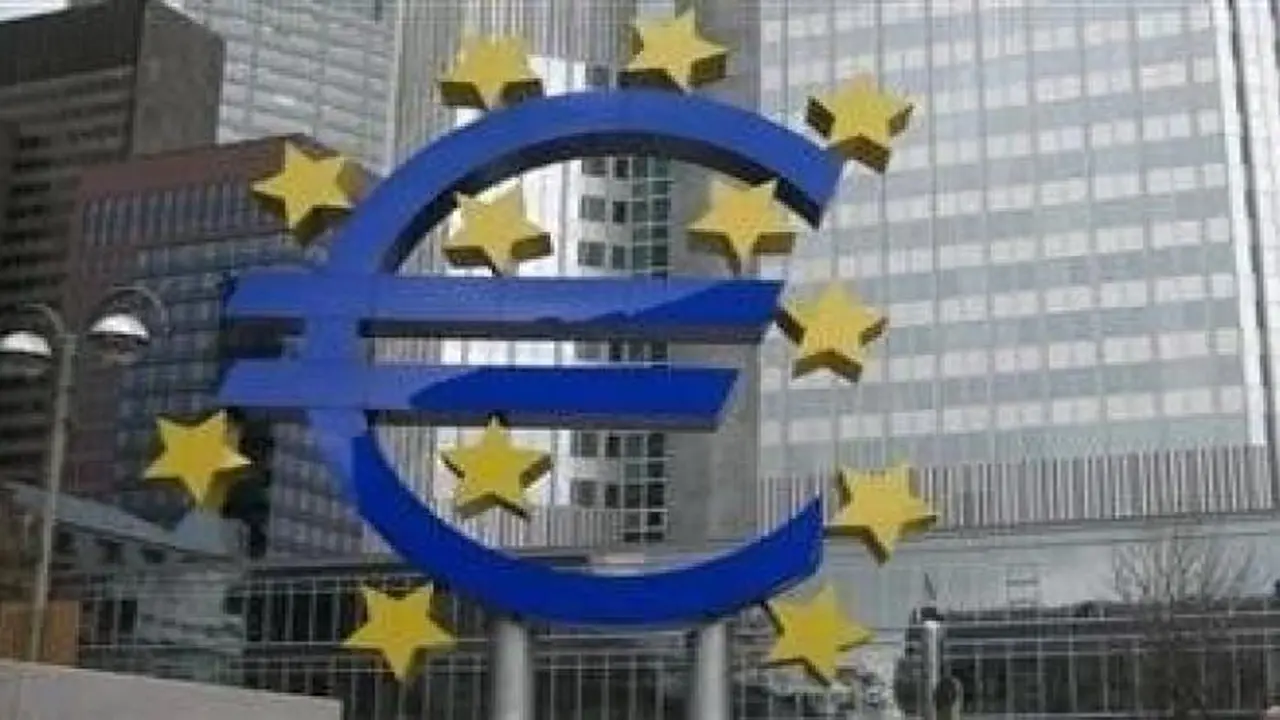 ارتفاع سعر اليورو أمام الدولار عقب قرارات صادرة عن البنك المركزي الأوروبي